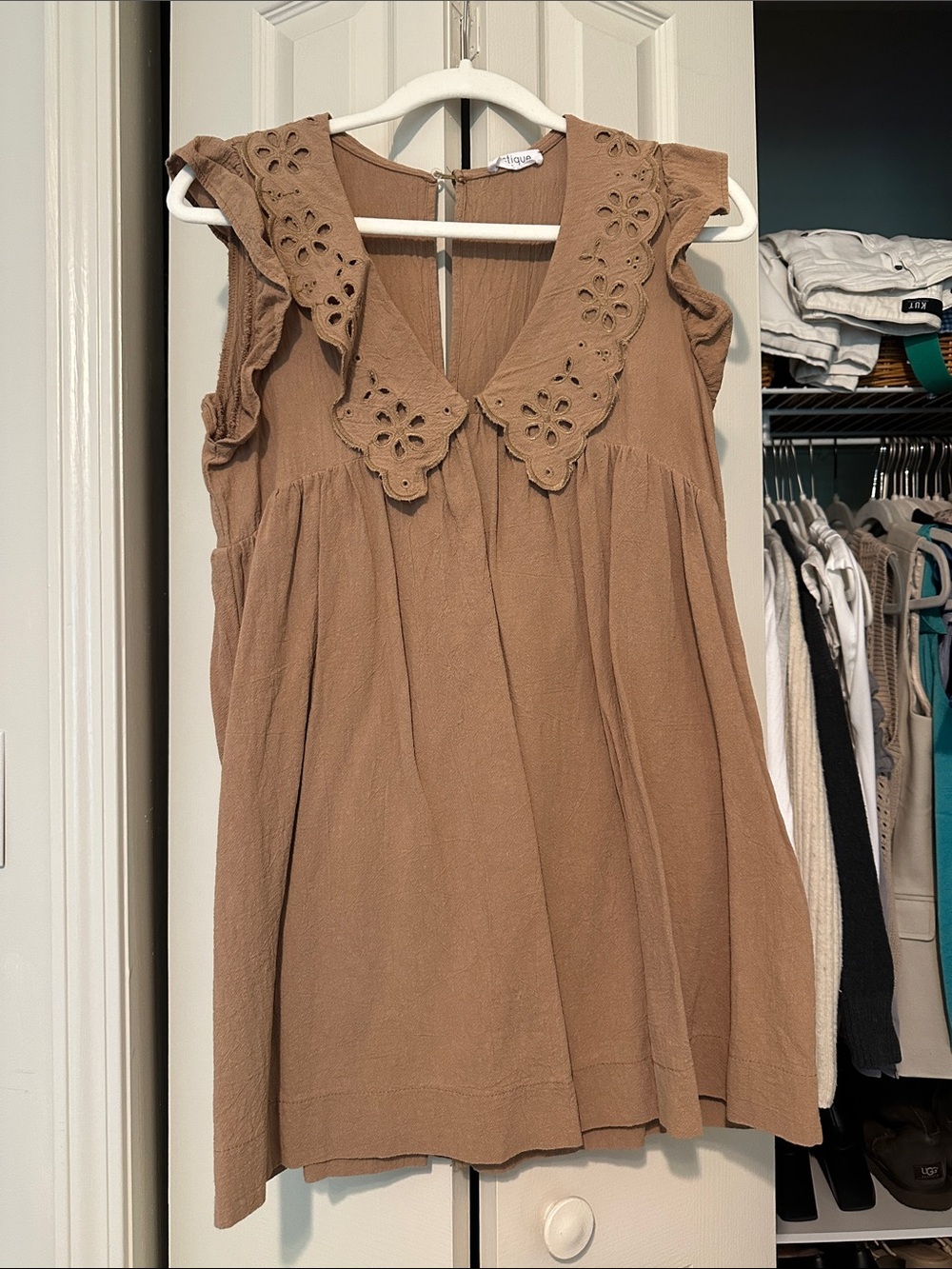 Sleeveless Eyelet Collar romper - Tan